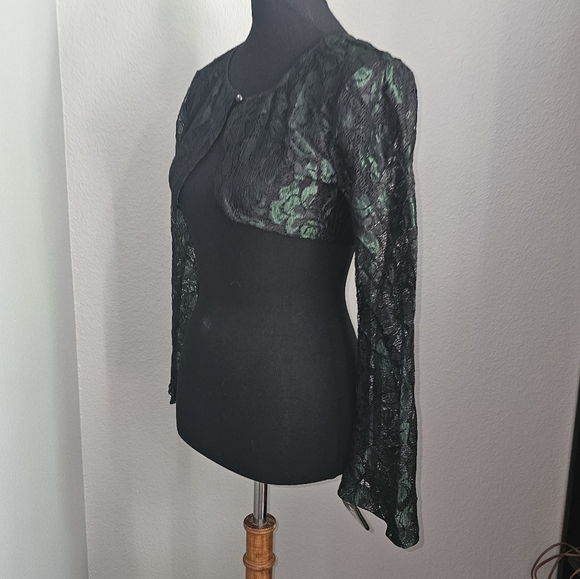 Black green bell sleeve lace shrug small - Picture 3 of 5